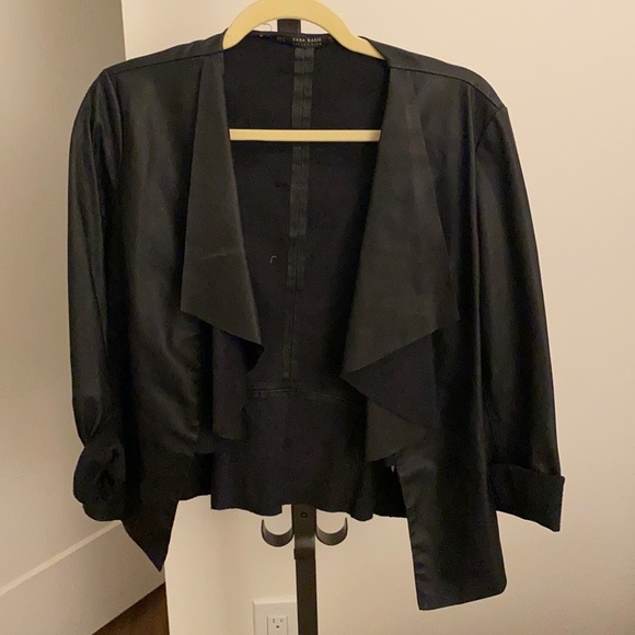 Leather jacket - Picture 1 of 1